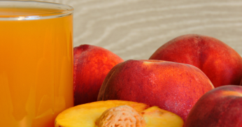 Suco Detox de pêssego e mamão
