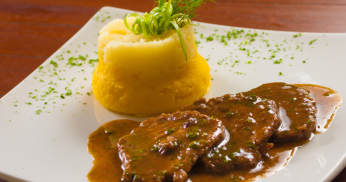 Bife na panela de pressão