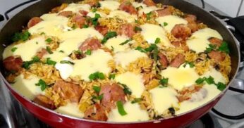 Calabresa com Arroz Cremoso Para um Almoço Rápido e Saboroso