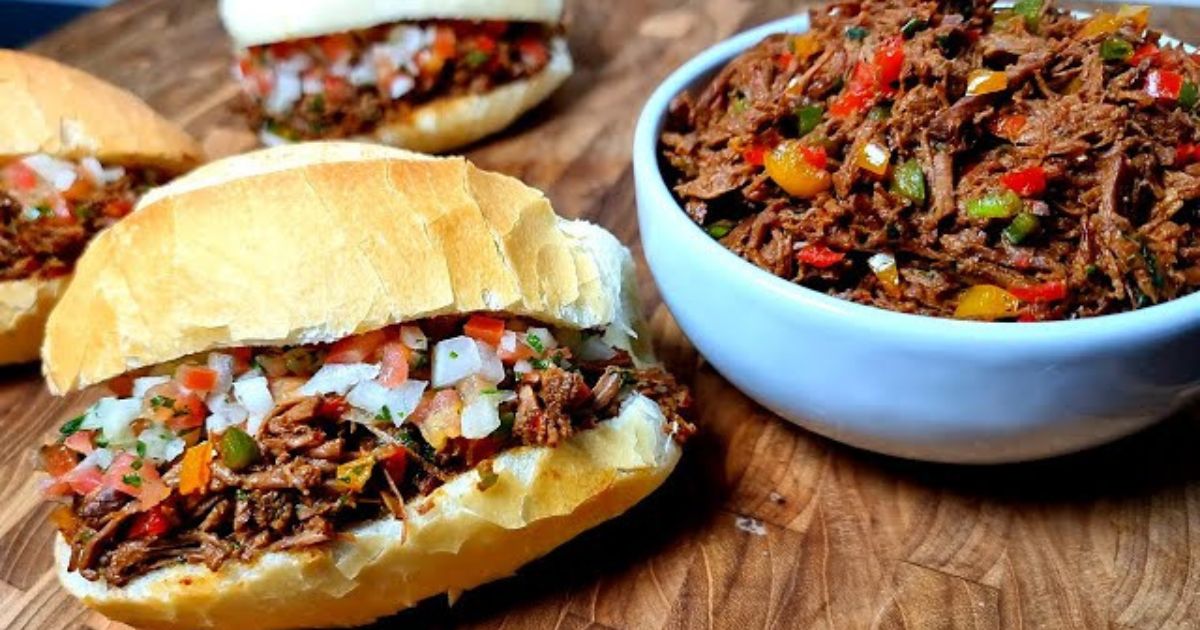 Carne Louca no Pão: O lanche perfeito de todos os lanches