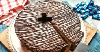 Torta de bolacha com nata