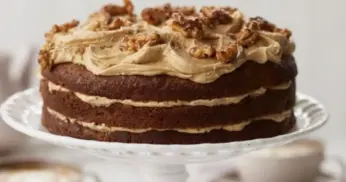 Bolo de Café com Glacê de Café