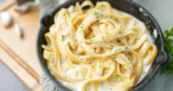 Fettuccine Alfredo