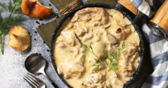 Frango ao Molho de Champignon