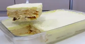 Receita de Pavê de Leite Ninho para o Natal