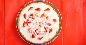 Torta de Morango com Chocolate Branco