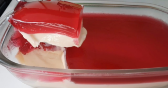 Gelatina com Creme de Leite