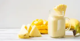 Receita de Smoothie de Frutas Tropicais