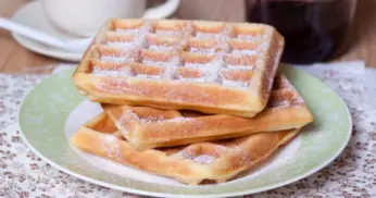 Receita de Waffles Belgas com Açúcar de Confeiteiro