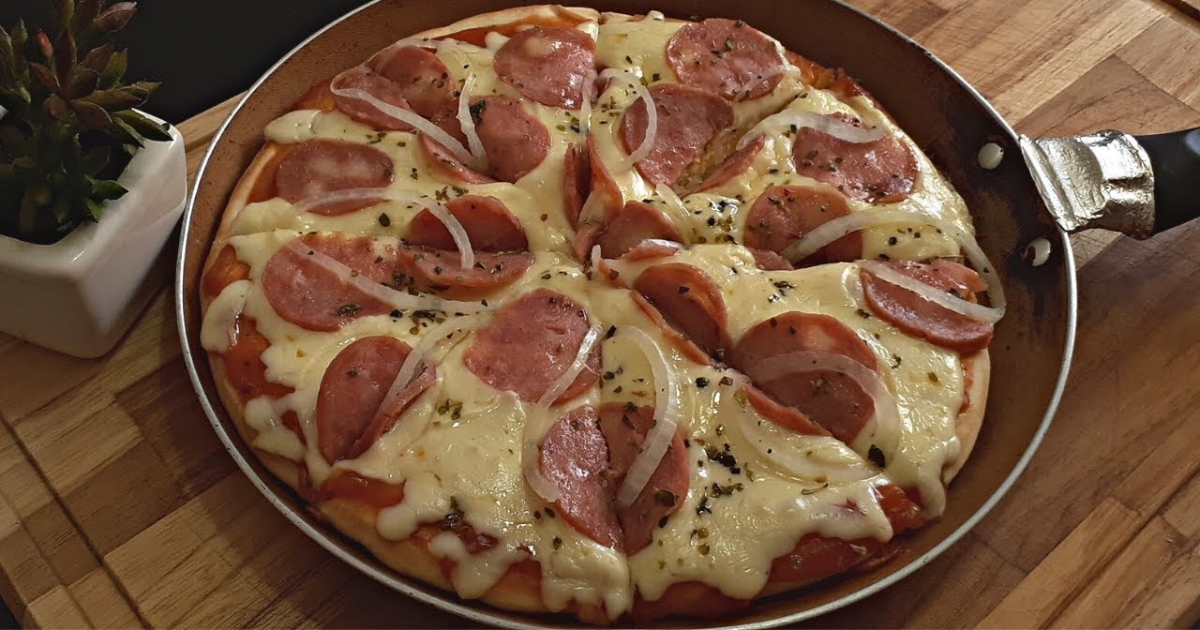 Receita de Pizza de Frigideira Para Assistir Netflix Nos Dia do Namorado