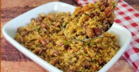 Farofa Para Churrasco Com Calabresa e Bacon