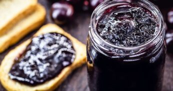 Geleia de Jabuticaba: Receita Fácil para Saborear a Qualquer Momento