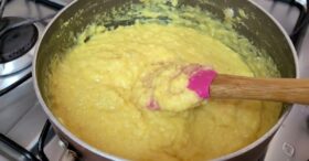 Pamonha de Panela Sem Palha Sem Saquinho Rápido e Fácil para Sua Festa Junina