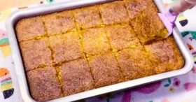 Quadradinho de Bolo Flocão de Milho Sem Farinha de Trigo