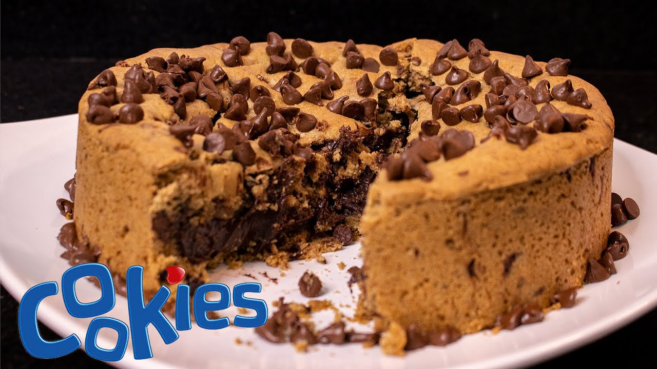 Torta de Cookie Com Recheio de Brigadeiro Cremoso