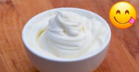 Creme de Leite Caseiro com Apenas 3 Ingredientes: Prático e Delicioso!