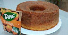 Bolo Fácil com Suco Tang: Rápido de Fazer e Incrivelmente Fofinho