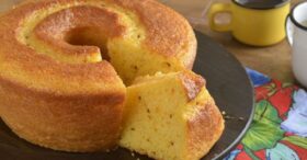 Bolo de Fubá com Batata Doce