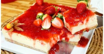 Delícia em Camadas: Cheesecake de Morango para Impressionar