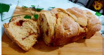 Pão de Fubá com Goiabada: Sabor Tradicional com um Toque de Doce