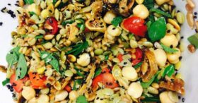 Salada de Grãos e Sementes