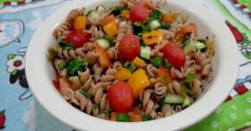 Salada de Macarrão com Vegetais