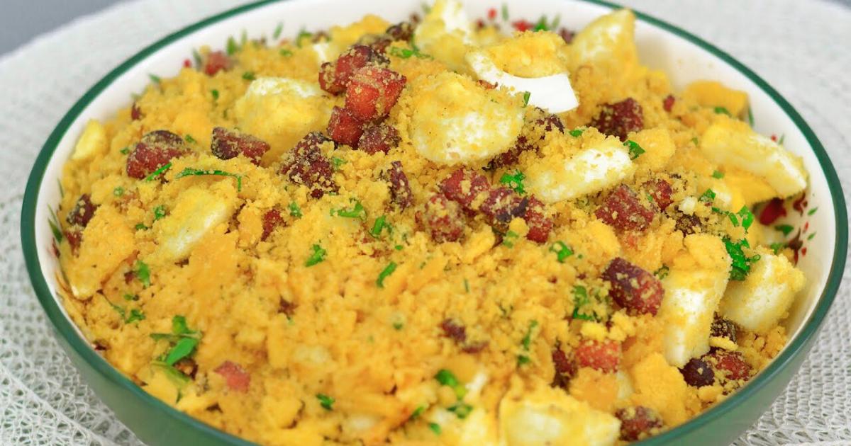 Farofa Crocante de Ovos com Bacon A Receita Irresistível com Farinha de Milho!