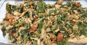 Frango Desfiado com Espinafre