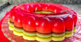 Gelatina Três Sabores: Sobremesa Fácil, Colorida e Econômica que Encanta!