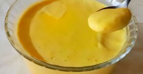 Mousse de Manga dos Sonhos: Creme de Fruta com Apenas 3 Ingredientes!