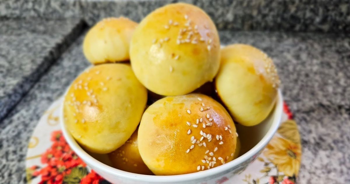 Pão de Batata Recheado com Requeijão Uma Explosão de Sabor e Maciez!