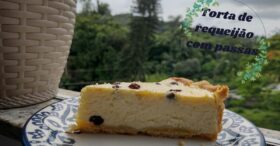 Torta de Requeijão e Uvas Passas: Uma Delícia Cremosa e Docinha em Cada Mordida