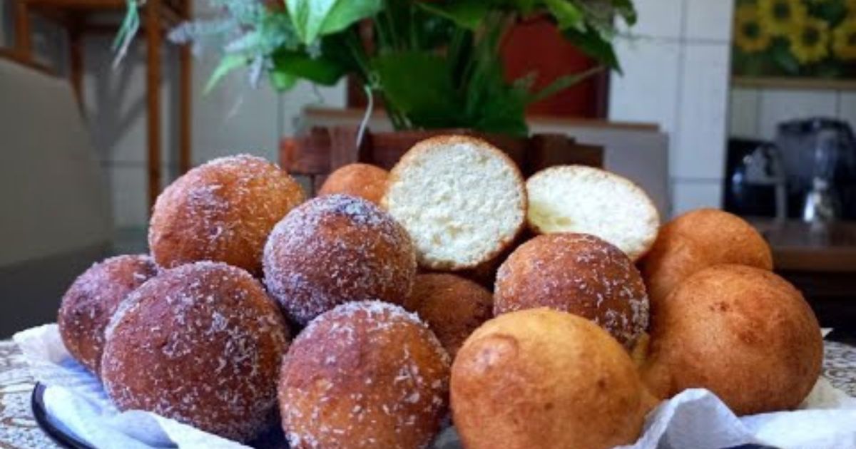 Bolinhos de Chuva com Polvilho Fácil e Rápido