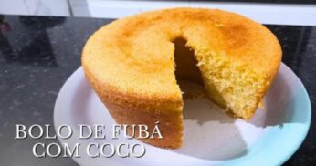 Bolo de Fubá com Coco: Fácil, Econômico e Delicioso