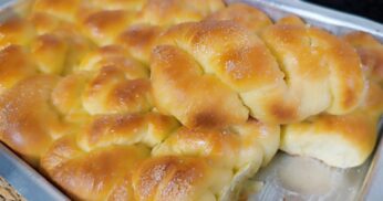 Como Fazer Pãozinho Trançado de Iogurte Açucarada