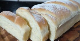Pão Caseiro Econômico e Sem Lactose