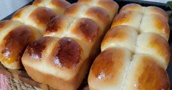 Pão de Brioche Amanteigado Tão Fofinho que Desfia